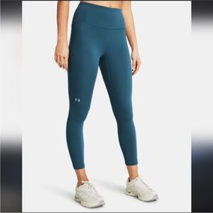 Under Armour Teal Capri Leggings | High-Rise Athletic Pants